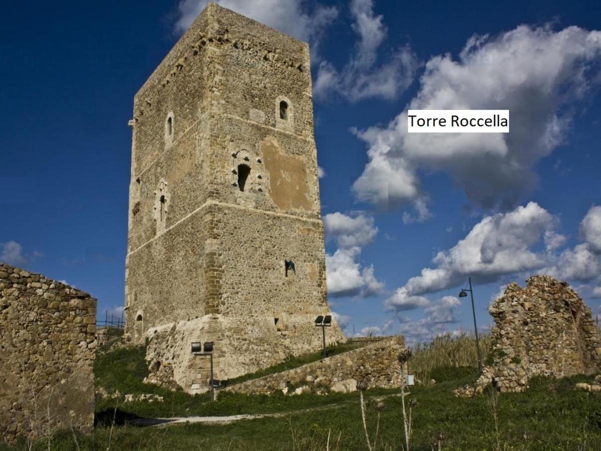 Case Vacanze Le Rose Campofelice Di Roccella Εξωτερικό φωτογραφία