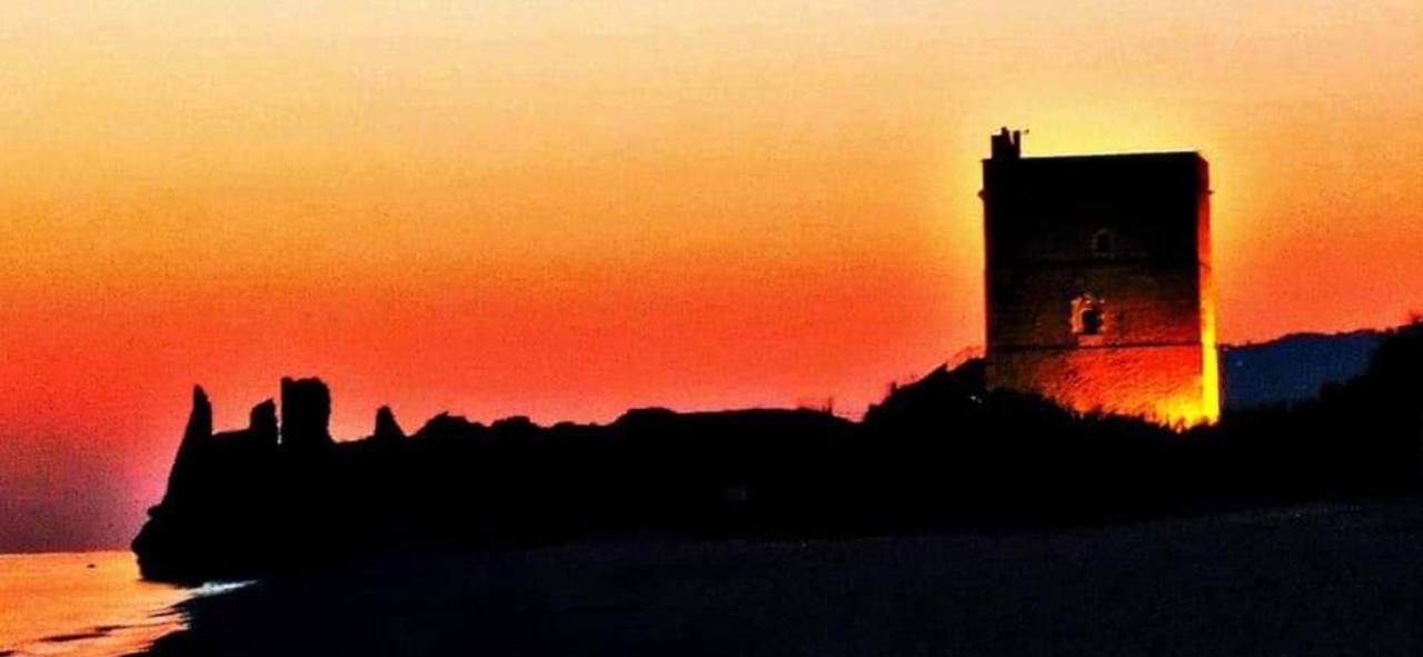 Case Vacanze Le Rose Campofelice Di Roccella Εξωτερικό φωτογραφία
