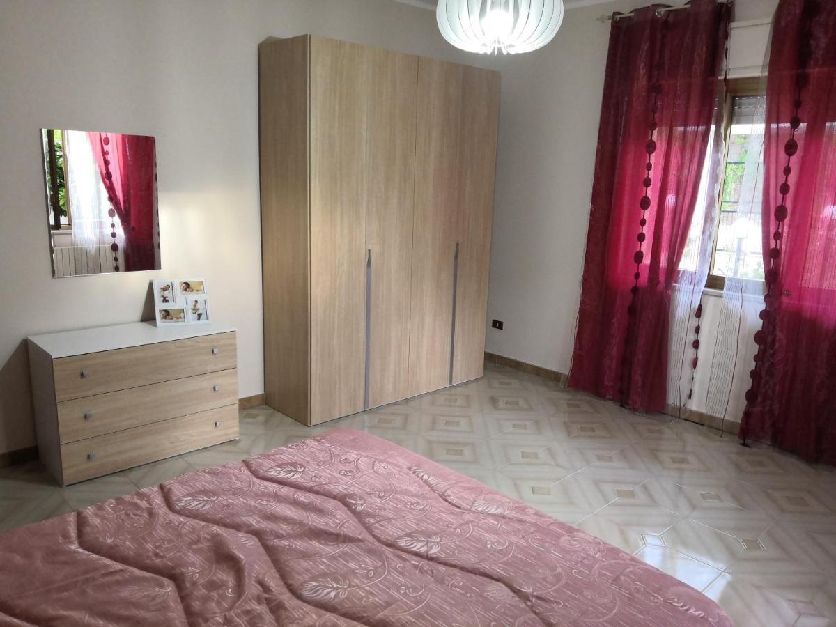 Case Vacanze Le Rose Campofelice Di Roccella Εξωτερικό φωτογραφία