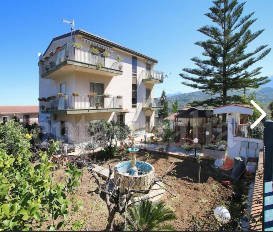 Case Vacanze Le Rose Campofelice Di Roccella Εξωτερικό φωτογραφία